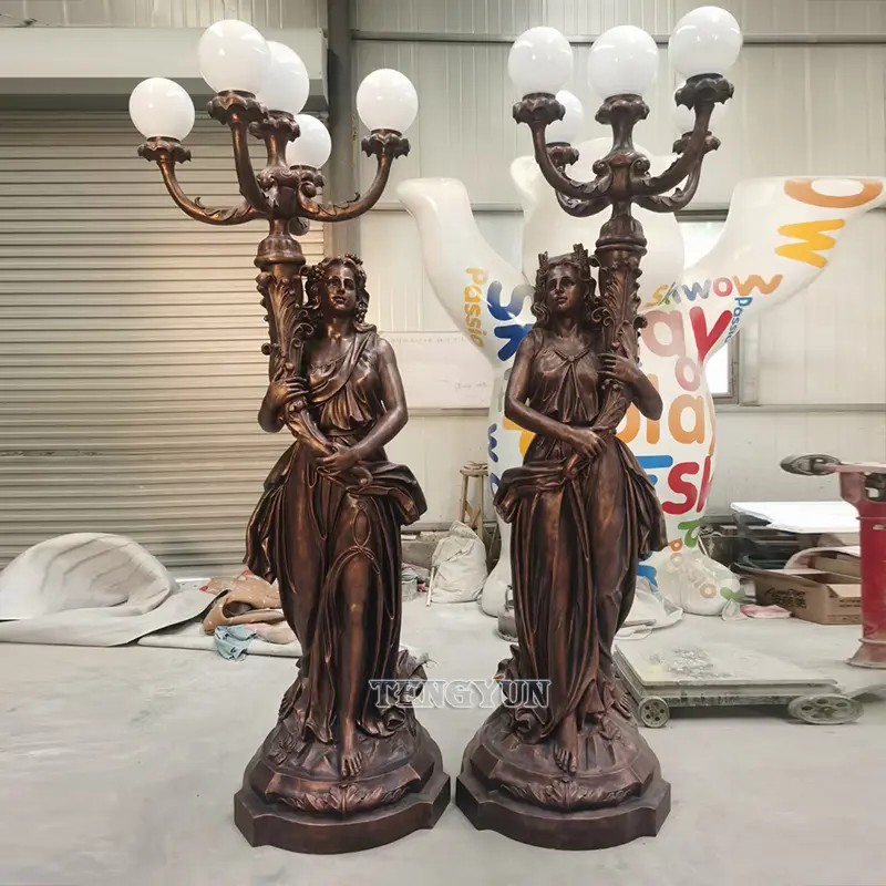 Garden Outdoor Gate Decor Resin Life Size Woman Lamp Sculpture Ancient Figure Light Sculptures