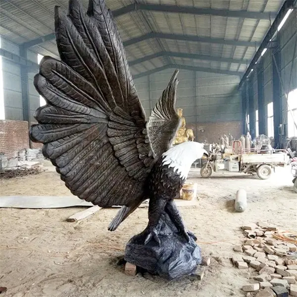Garden Home Ornament Cast Bronze Eagle Sculpture