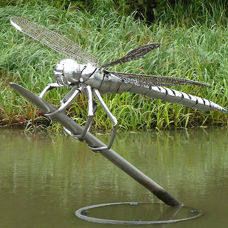 Metal Dragonfly Sculpture Stainless Steel Statue Outdoor Park Sculpture For Sale