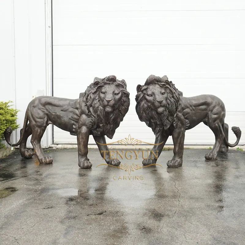 Outdoor Pair Of Bronze Lion Sculptures For Garden Gate Decoration
