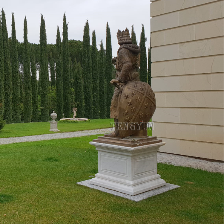 7 Tips On How To Choose And Place Garden Sculptures