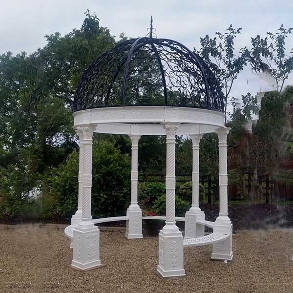 7 Tips On How To Choose And Place Garden Sculptures