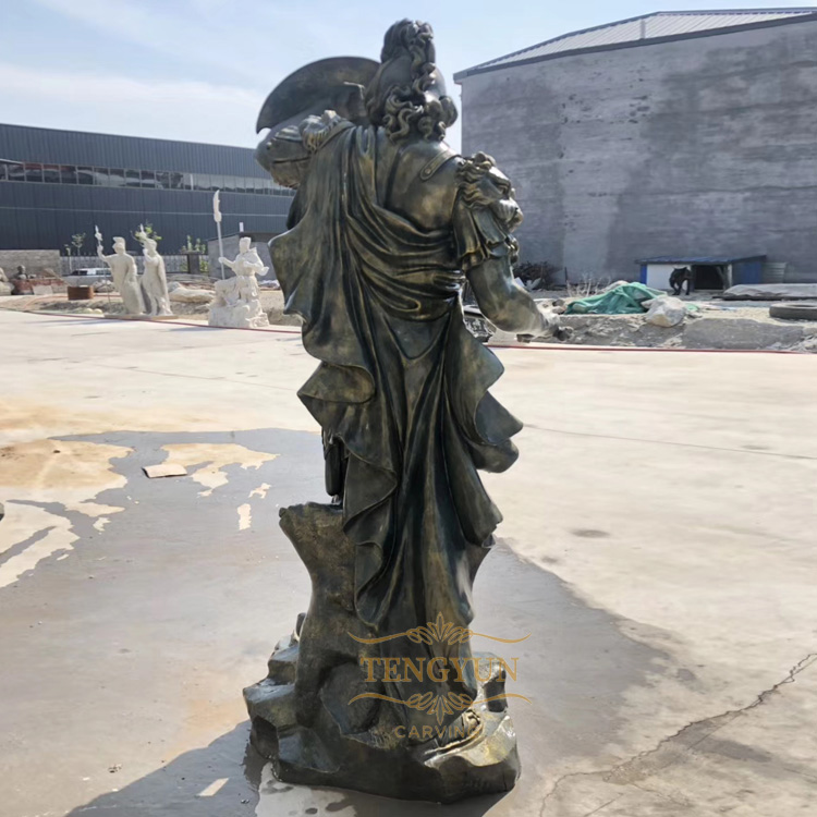 greek warrior statue (1)