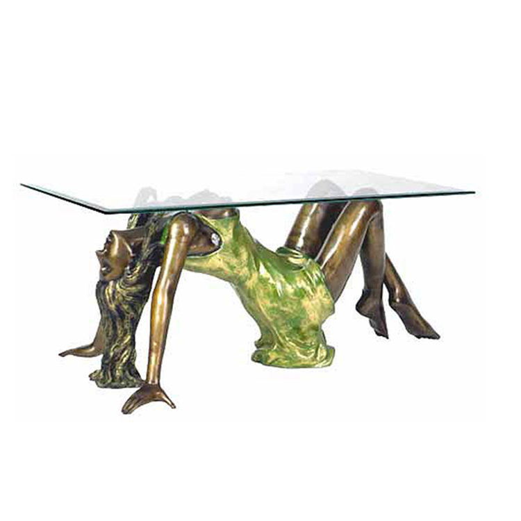 woman-statue-coffee-table