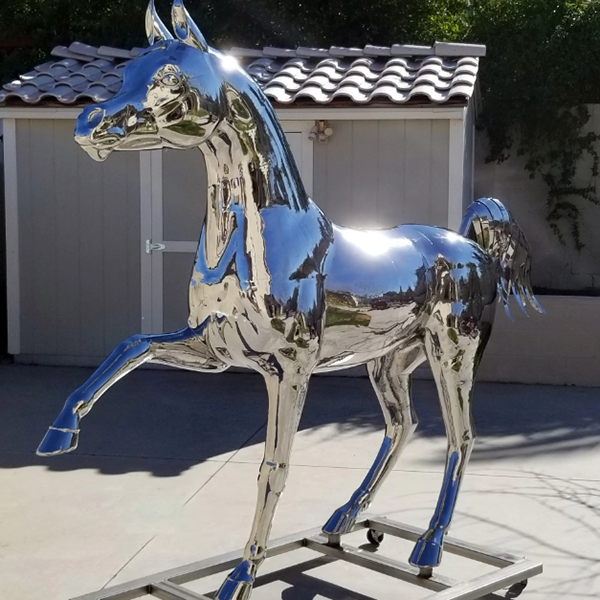 https://www.firststatue.com/life-size-stainless-steel-horse-sculpture-product/