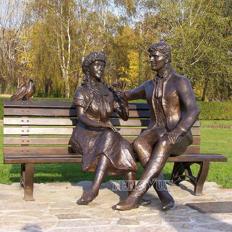 bronze love couple statues (2)