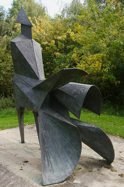 Lynn Chadwick _ sculptures _ artodyssey (6)