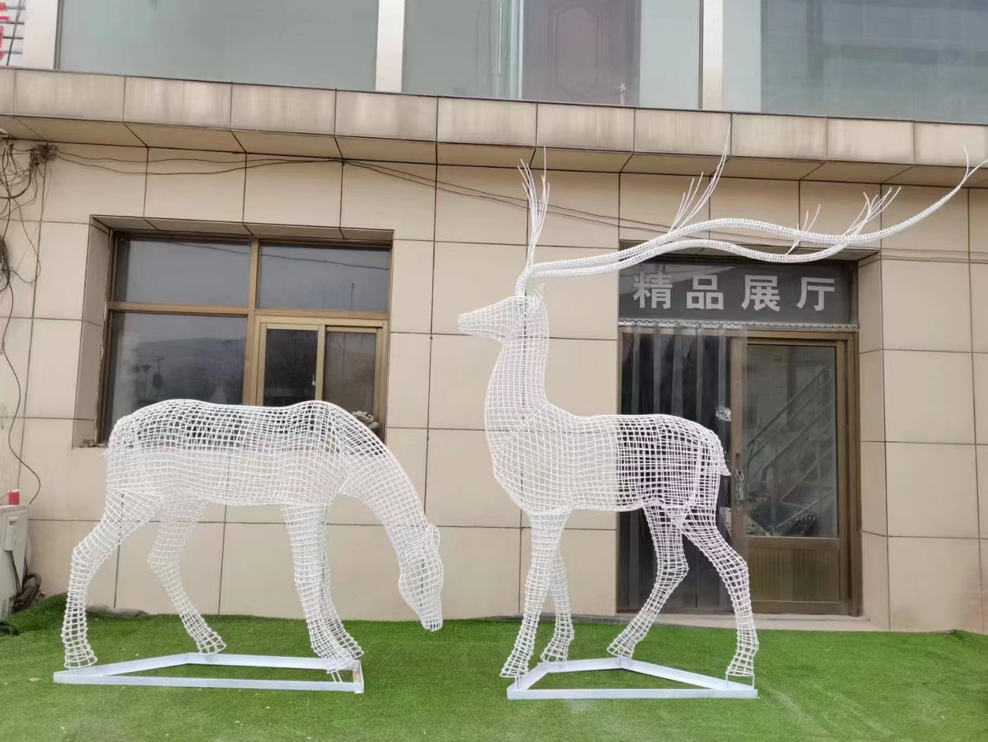 stainless steel sculptures (4)