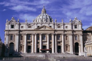 How marble statues and railings can enhance the beauty of your home