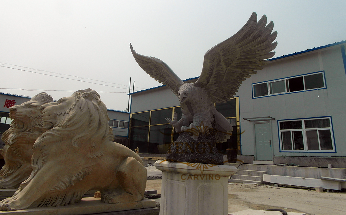 marble spread wing eagle