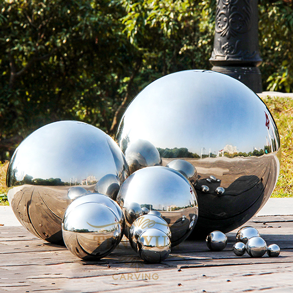 morden landscape sculpture