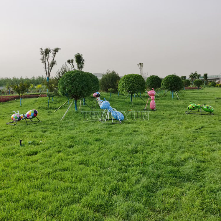 Garden decorative metal insect sculptures large colorful stainless steel ant sculpture (3)