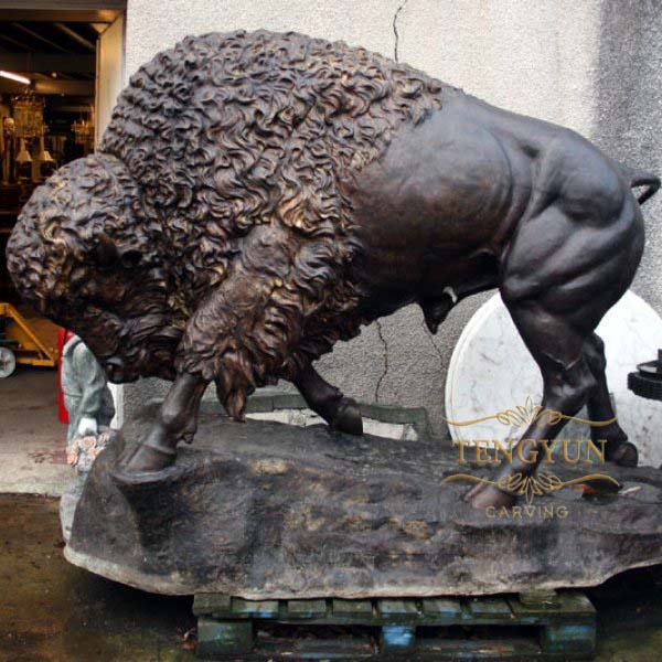 Life-Size-Bronze-Bison-Sculpture-1