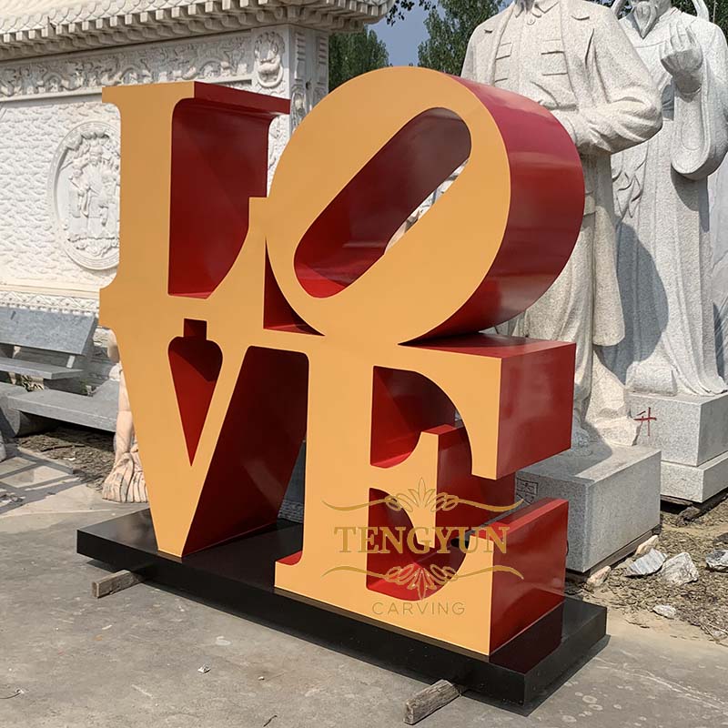 metal love sculpture (1)