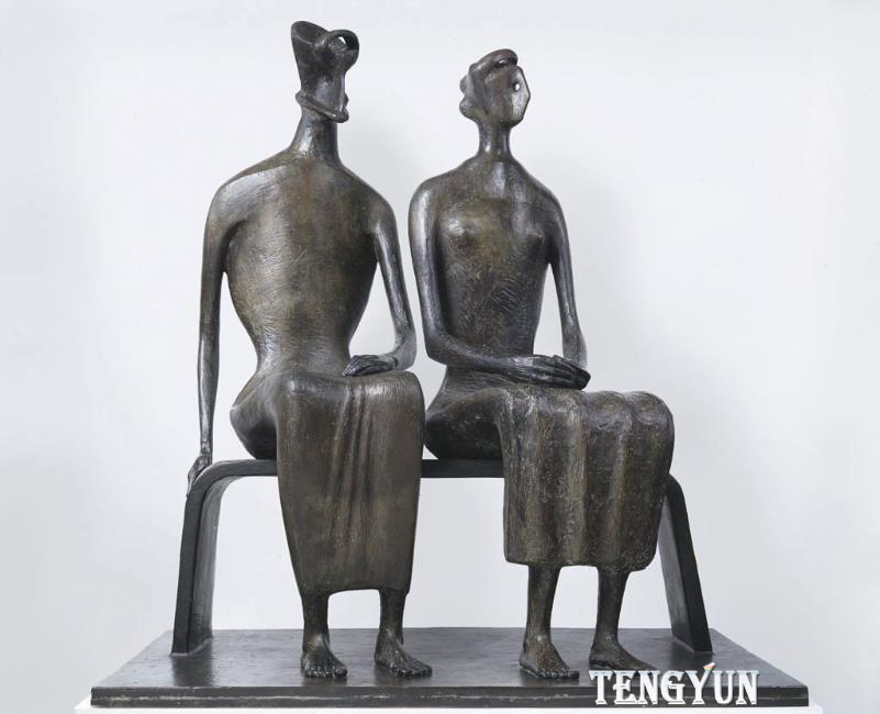https://www.firststatue.com/garden-decorative-statue-henry-moore-king-and-queen-bronze-love-couple-abstract-sculpture-product/