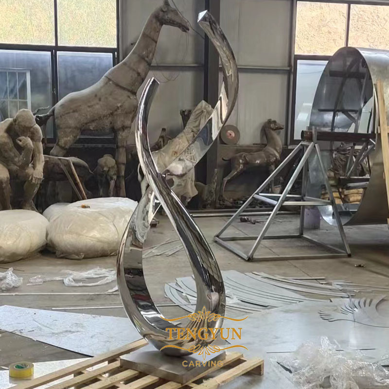 Modern Metal Sculpture Abstract Art Polished Stainless Steel Sculpture Outdoor Decoration For Sale (3)