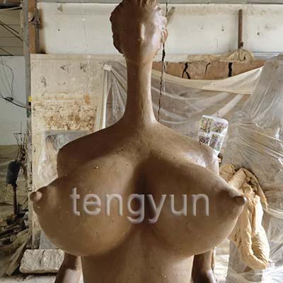 TENGYUN Designed A Group Of Modern Abstract Female Statues