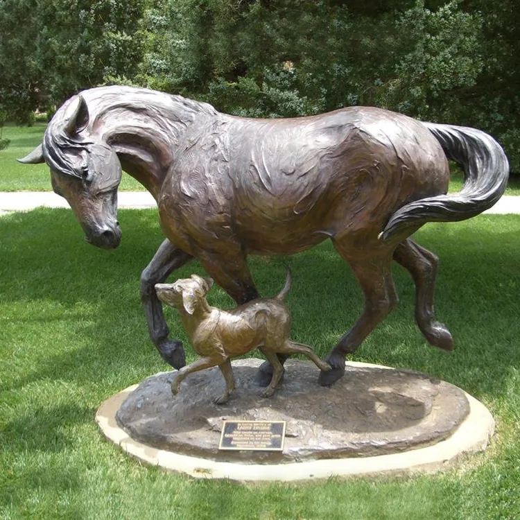 The Role of Garden Statues in Modern Landscaping