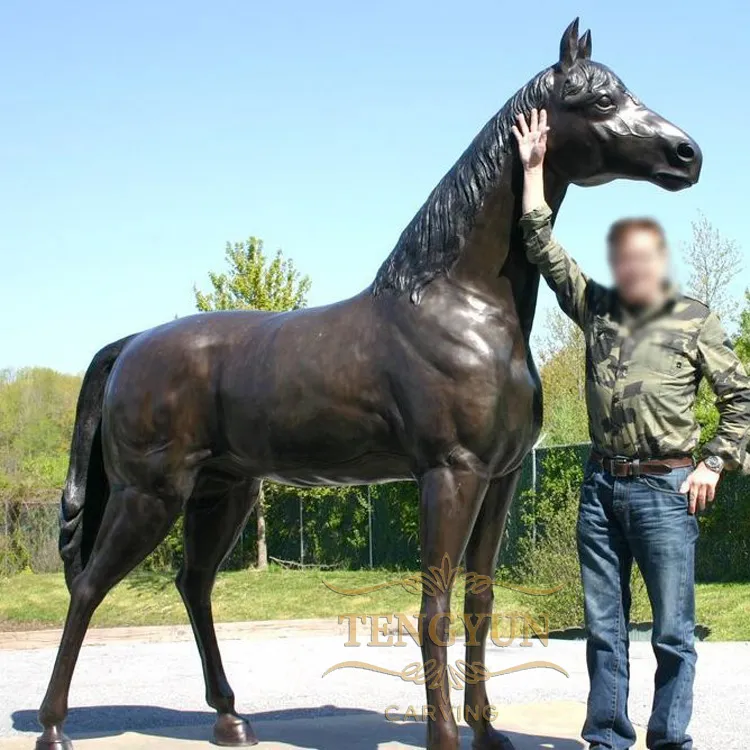 How to Choose the Perfect Large Horse Sculpture?