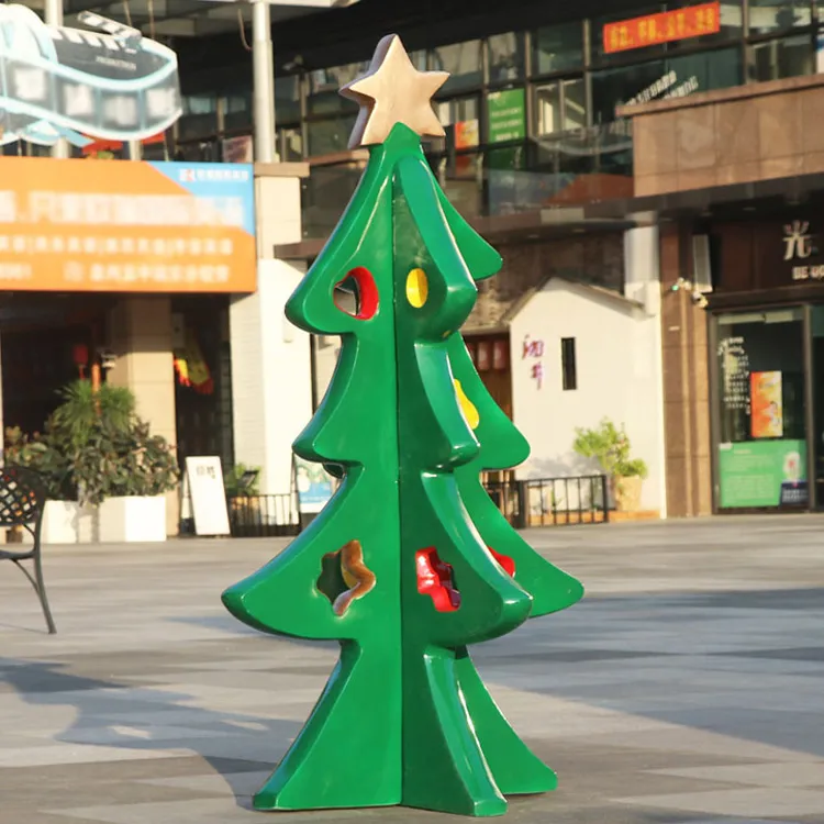 The Best Outdoor Christmas Statues for Your Yard
