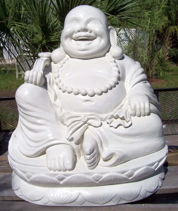 laughing buddha statue