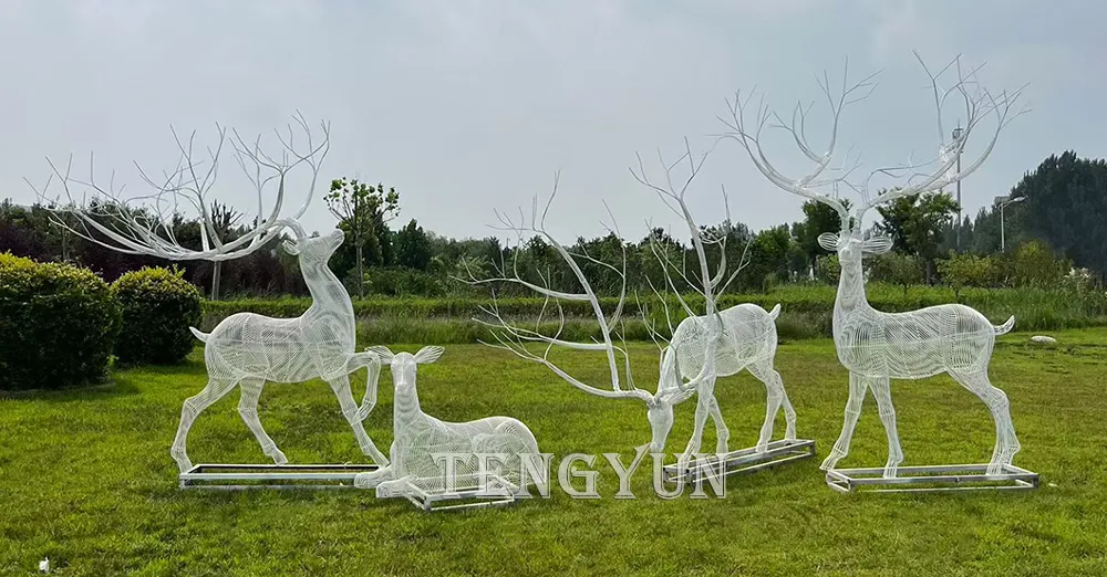 How to Choose Outdoor Deer Sculptures to Beautify Your Garden How to Choose Outdoor Deer Sculptures to Beautify Your Garden