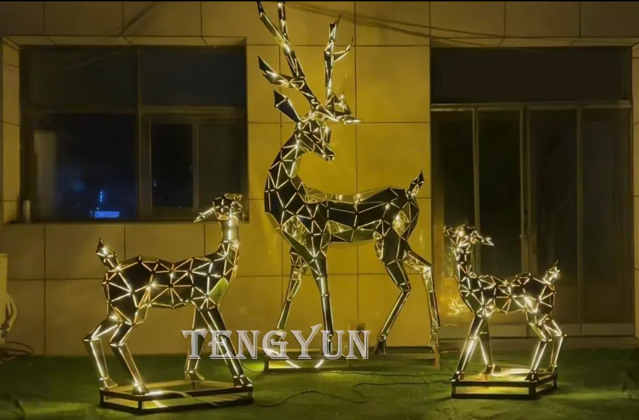How to Choose Outdoor Deer Sculptures to Beautify Your Garden How to Choose Outdoor Deer Sculptures to Beautify Your Garden