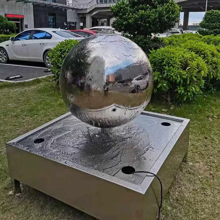 ball fountain