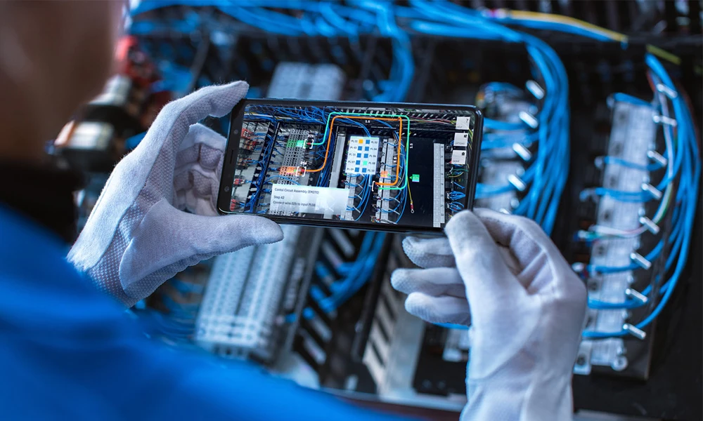 These machines are ideal for producing components with complex geometries and tight tolerances, such as shafts, bushings, and housings.