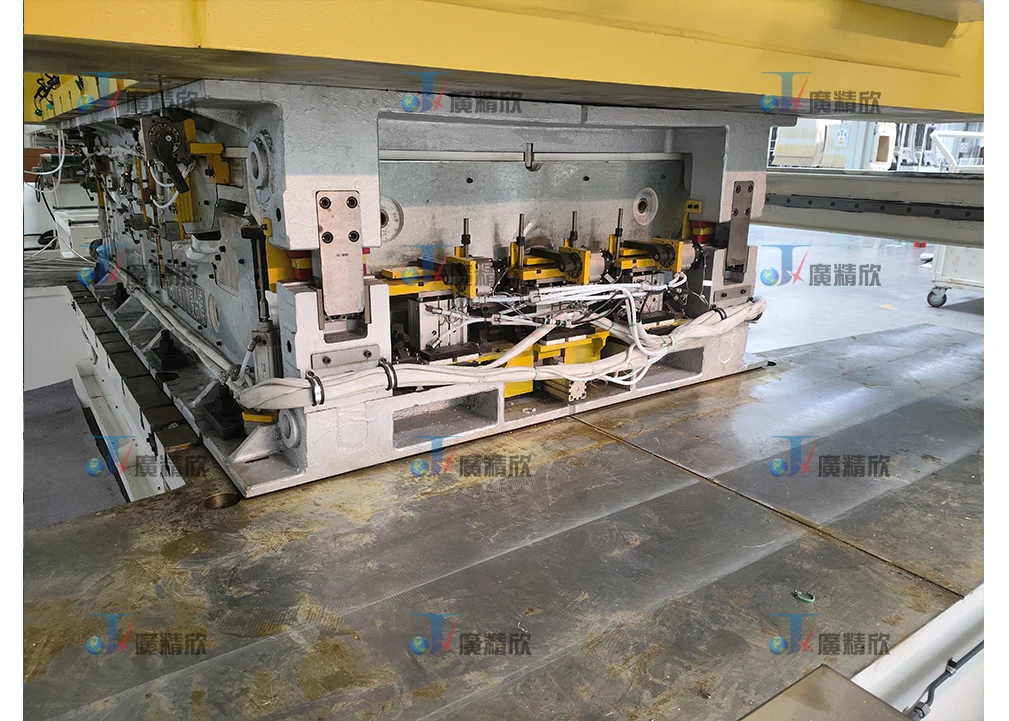 Interior Form And Die