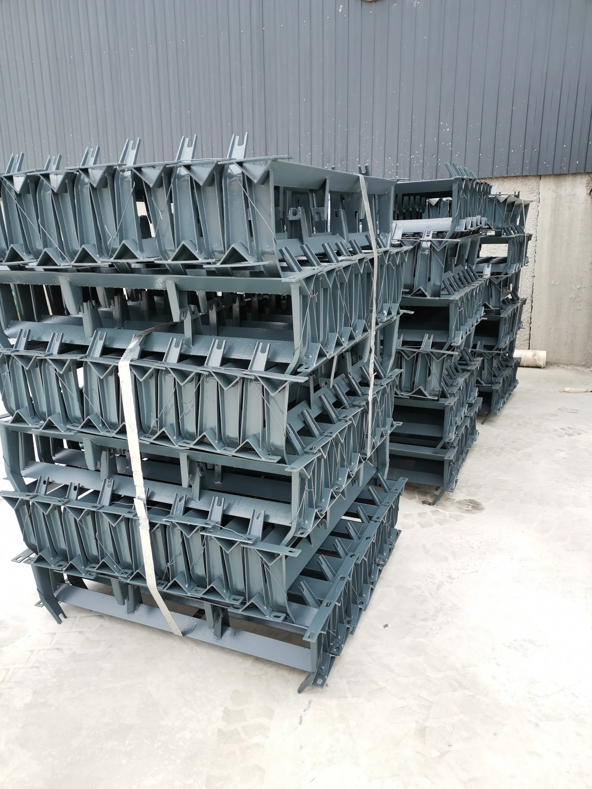 Read More About bracket roller