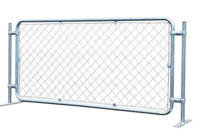 Using Crowd Control Barriers For Large-Scale Garden Landscaping