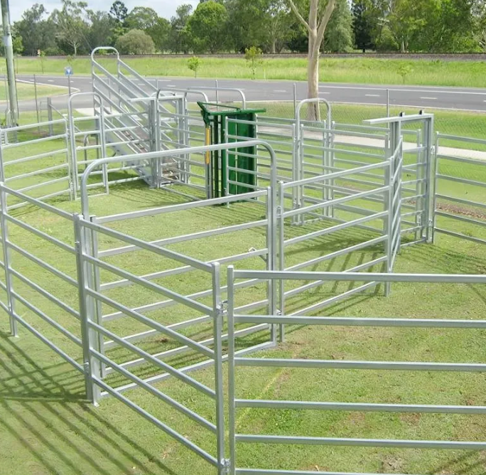 Sheep Goat Panels Strong Wire Gauge Withstands Animal Impact