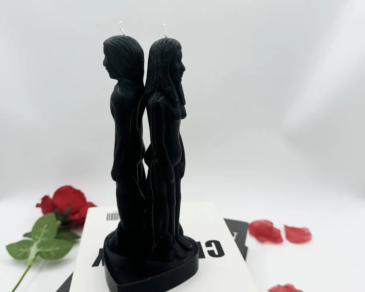 Unique Body-Shaped Candles for Artistic Appeal
