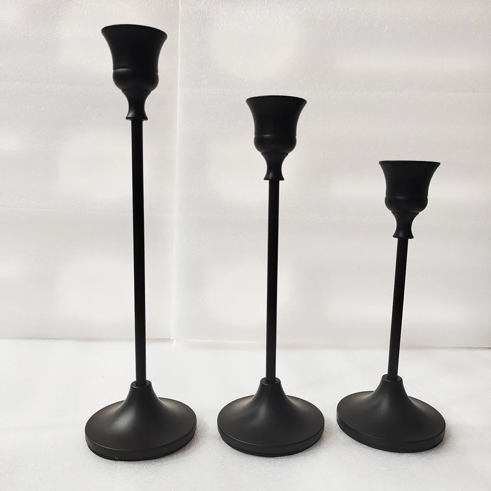 European-Style Metal Candle Holders for Elegant Homes