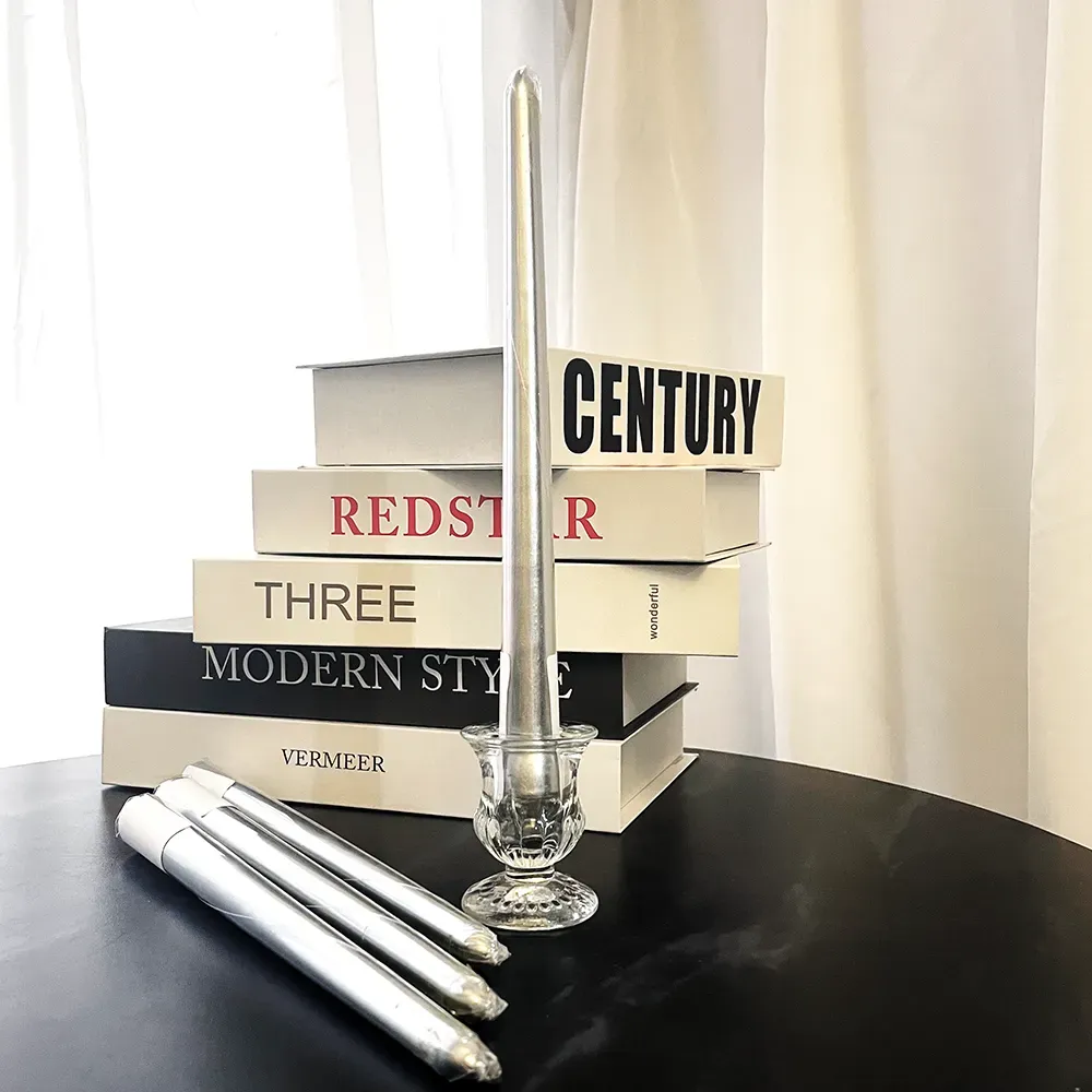 Top Birthday Candle Trends for 2025: What’s New in Cake Decoration