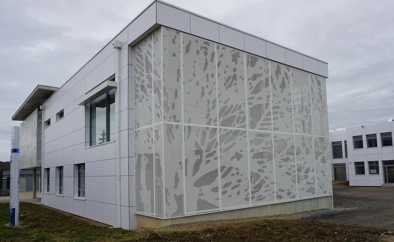 Perforated Metal Sheet: Harmonious Unity of Strength, Function, and Aesthetics