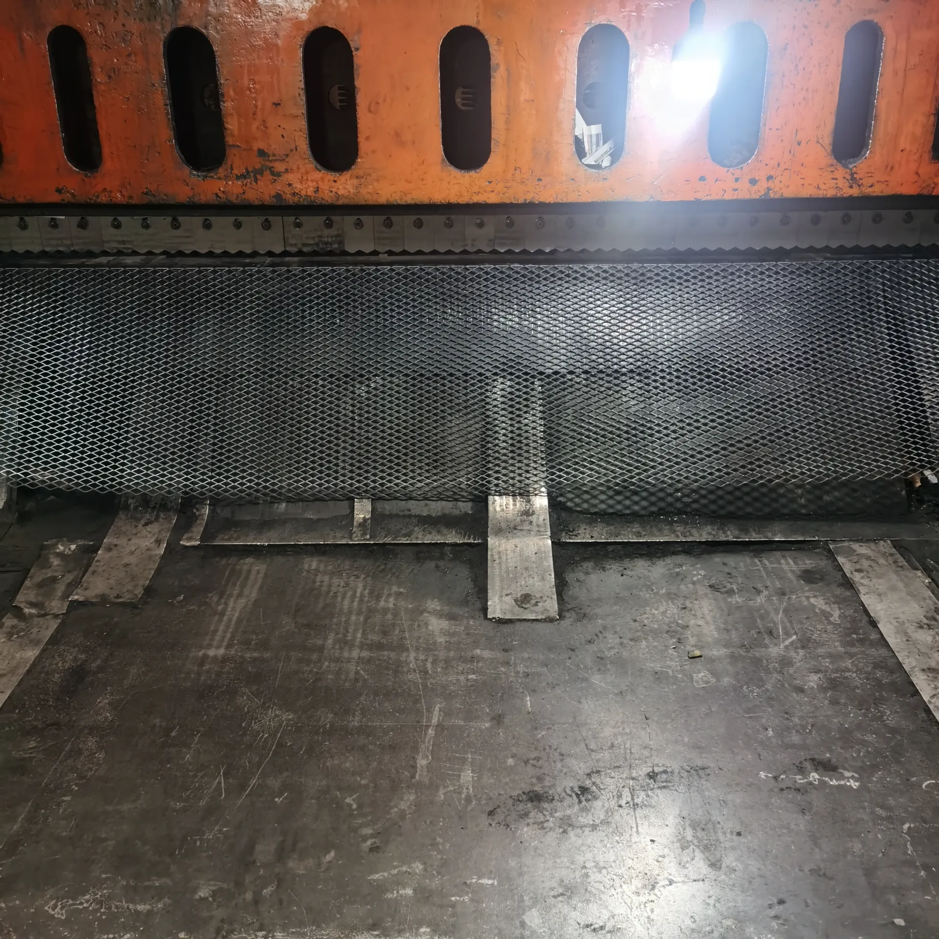 What Drives the Popularity of Expanded Metal Products in Modern Industries?