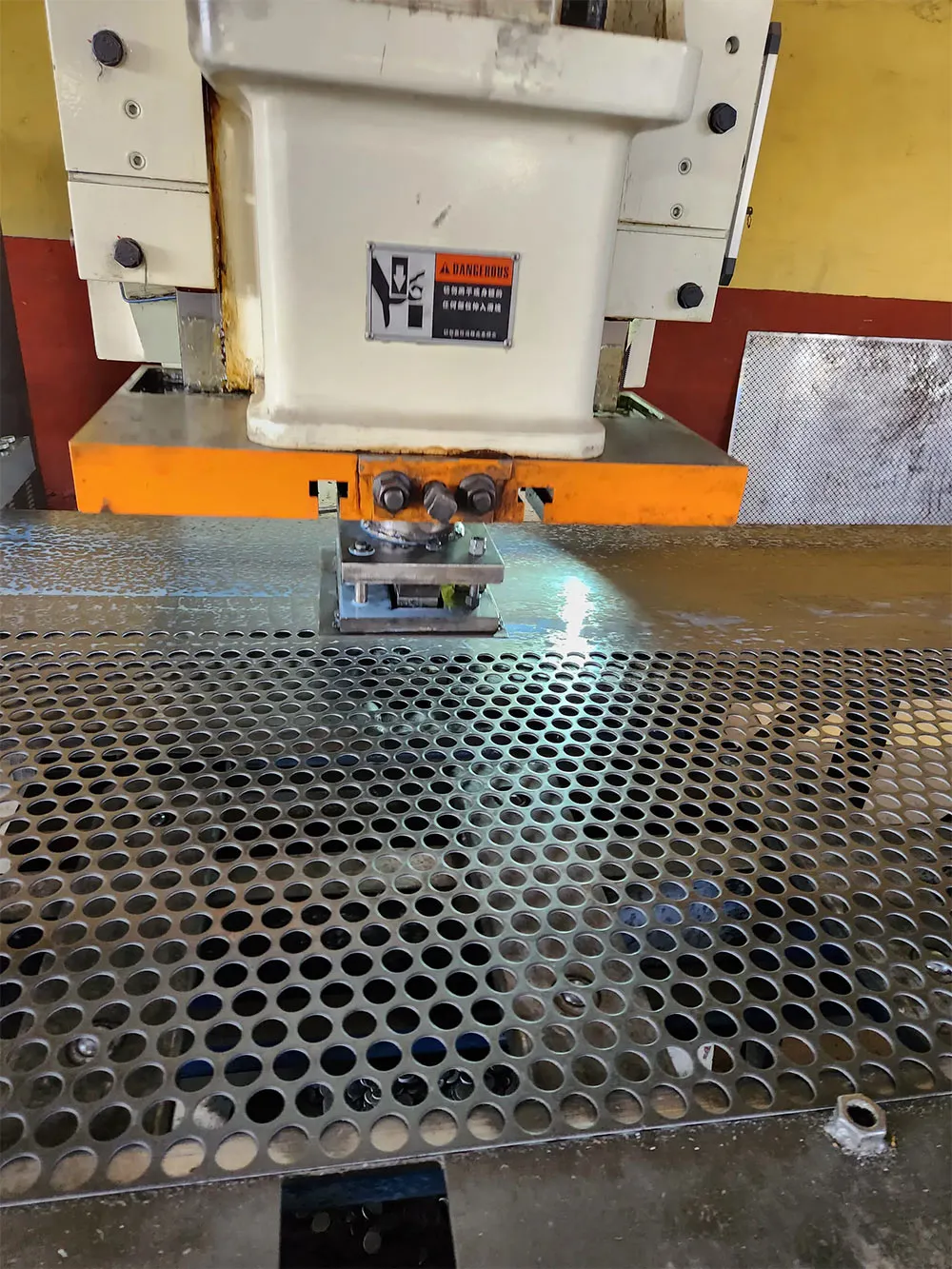 perforated stainless steel mesh