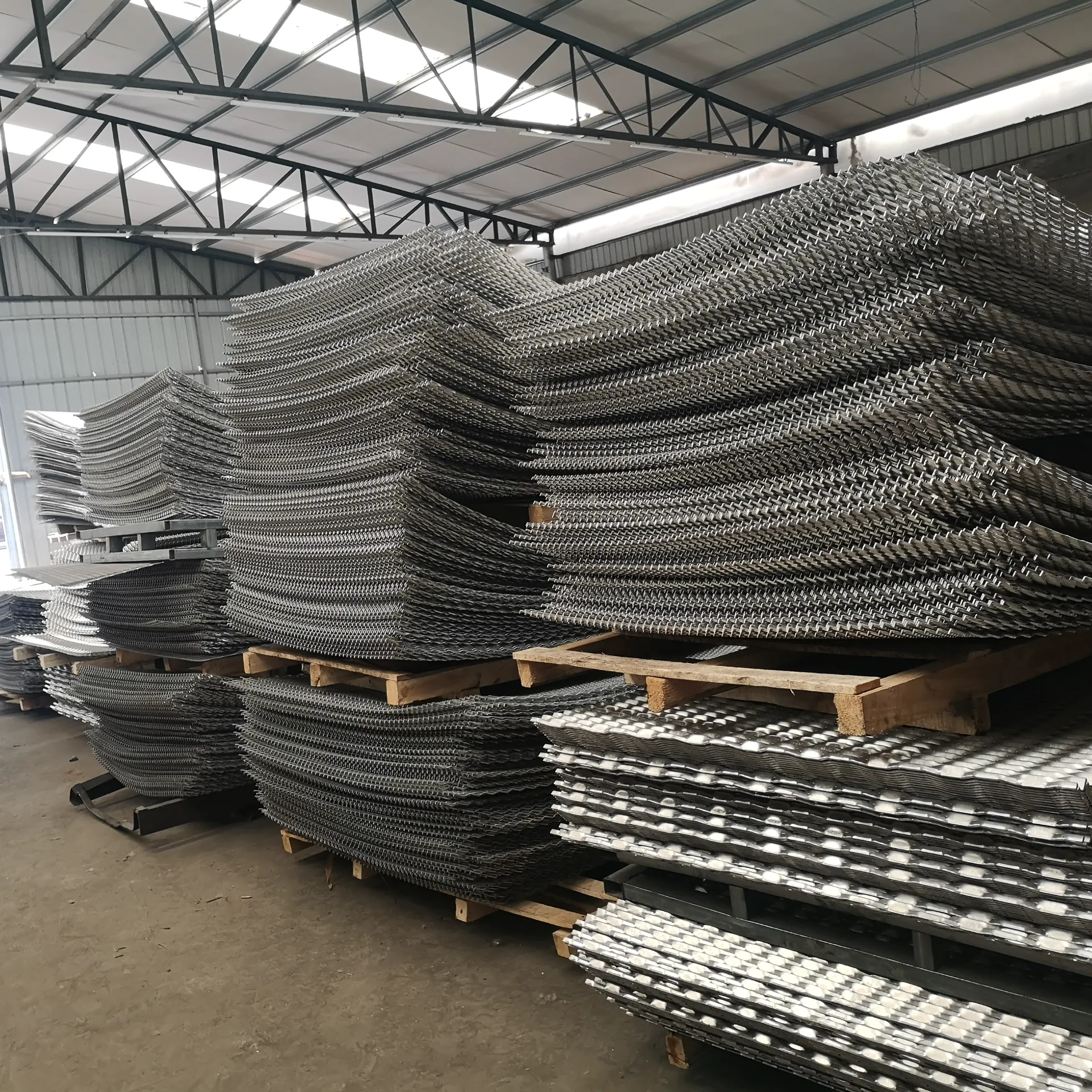 What Drives the Popularity of Expanded Metal Products in Modern Design and Industry?