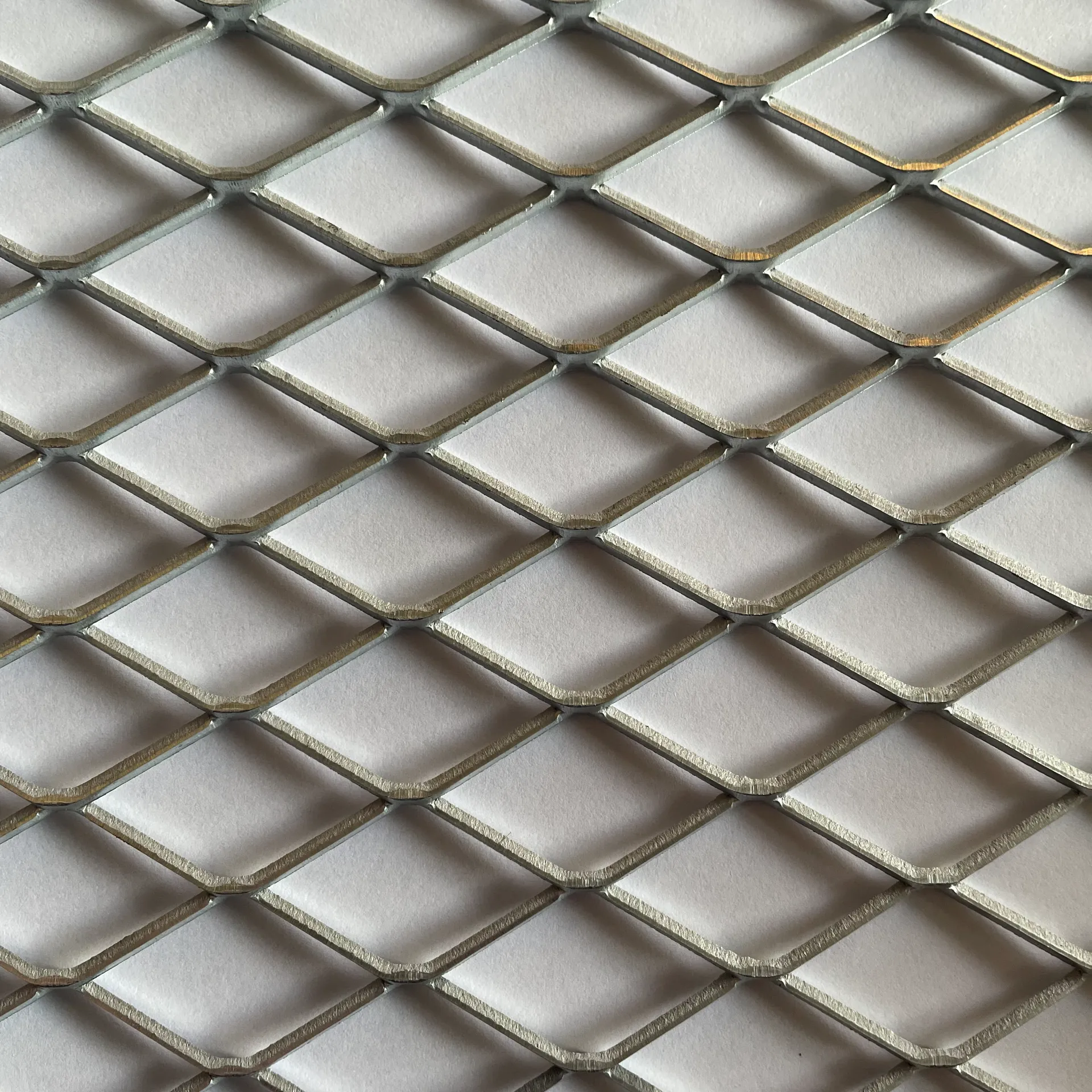 Stainless Expanded Metal: The Perfect Combination Of Multifunctionality And Economy Stainless Expanded Metal: The Perfect Combination Of Multifunctionality And Economy