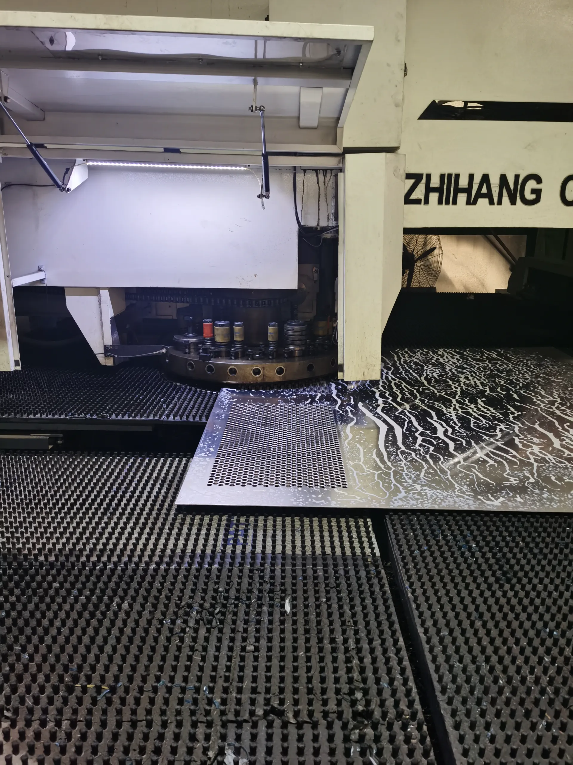 Stainless Perforated Sheet: The Ideal Choice for Architecture, Industry, and Decoration