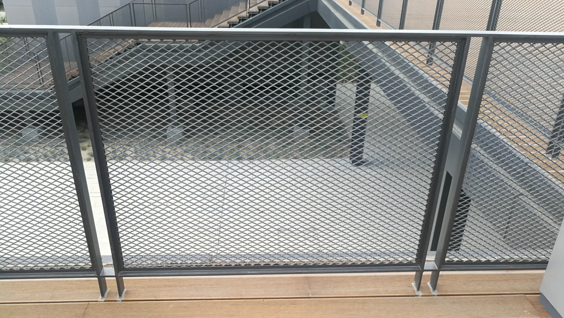 What Defines the Versatility and Applications of Industrial Mesh and Expanded Metal Solutions?