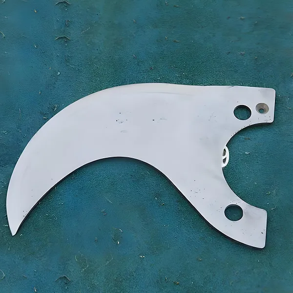 Need a durable chopper blade for precise meat cuts?