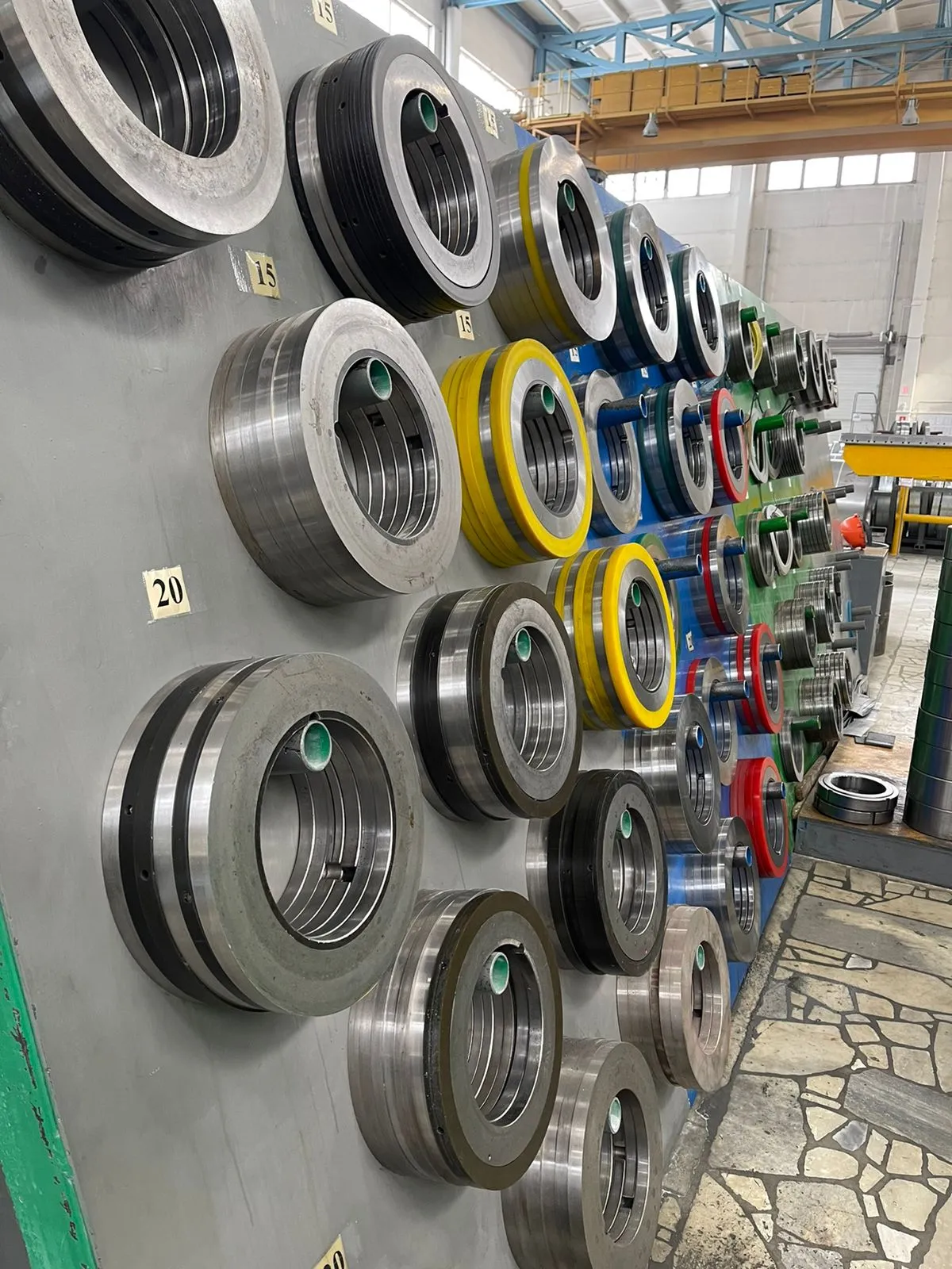 Slitting Circular Knife In Longitudinal Cutting Line