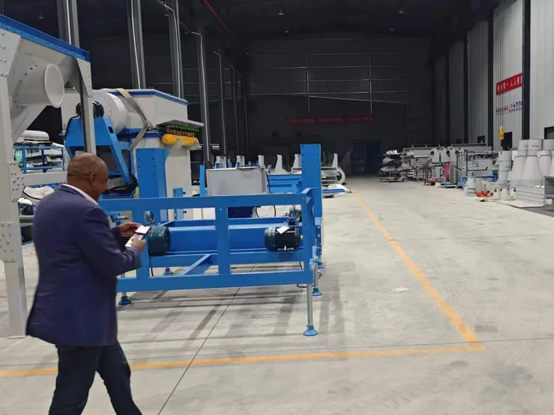 A Report on the Visit of Sudanese Distributors: Deepening Cooperation and Drawing a Blueprint for Development A Report on the Visit of Sudanese Distributors: Deepening Cooperation and Drawing a Blueprint for Development