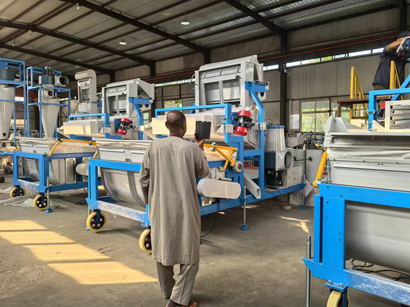 Welcome Chad's Client's Visiting to Our Factory!-Hebei Beibu Machinery Technology Co.,LTD