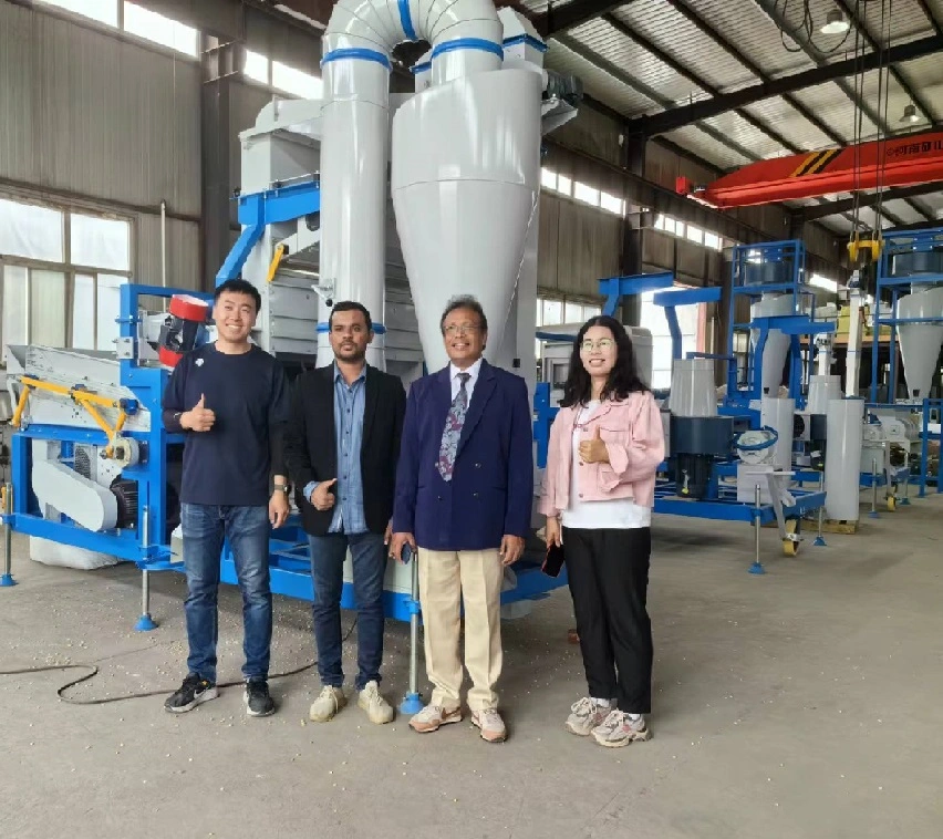 Beibu machinery has the honor to receive a customer for testing the air screen grain cleaner