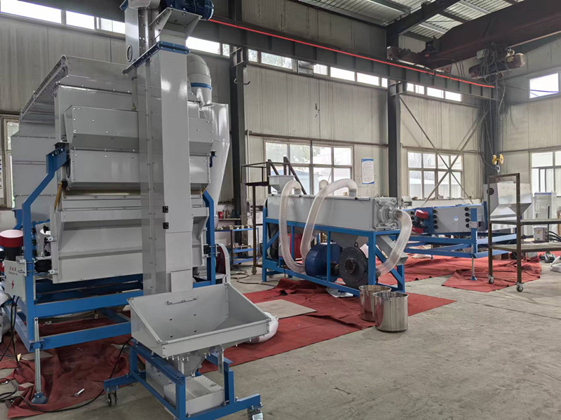 Welcome Client for Cassia Seed Cleaning Machine Testing Running-Hebei Beibu Machinery Technology Co.,LTD