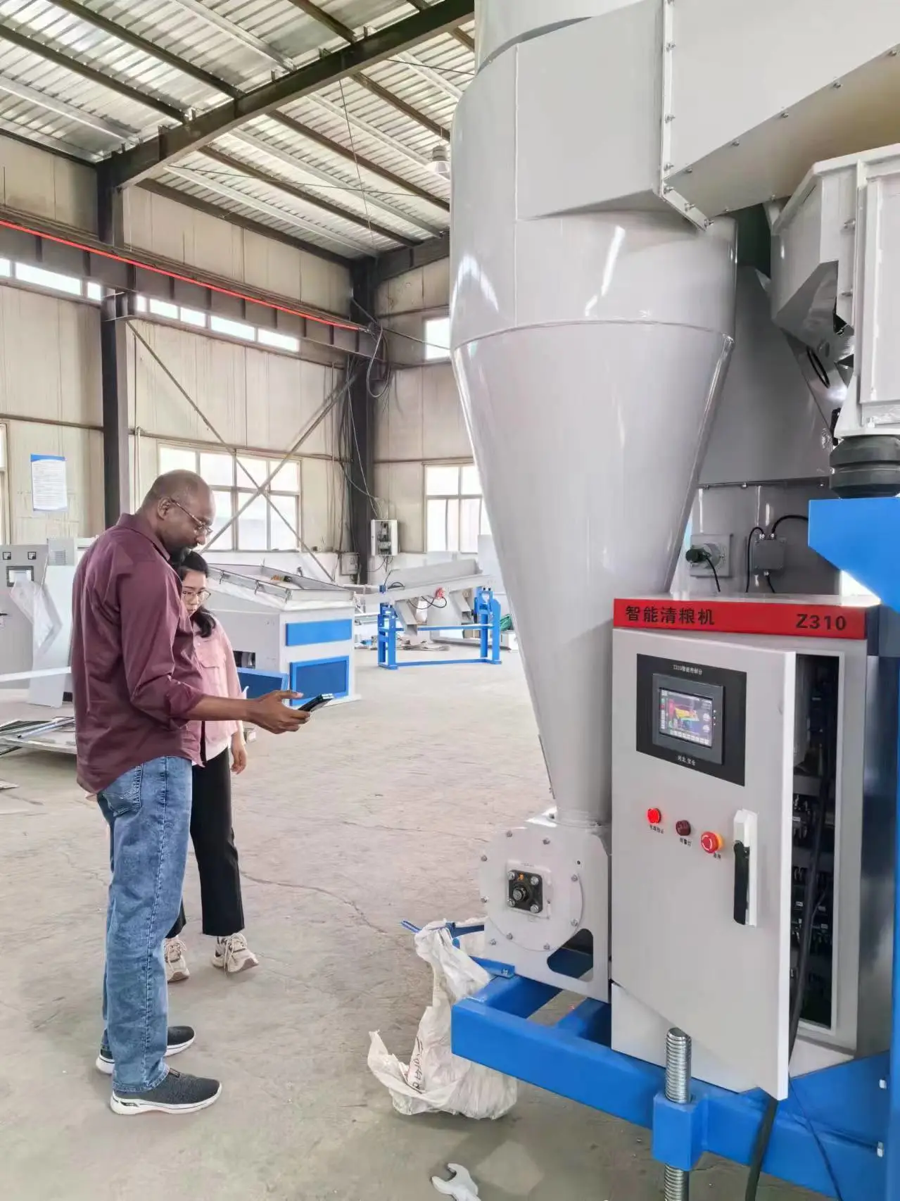 Warmly welcome Nigerian customers to visit-Beibu Machinery